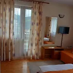 Kris 게스트하우스 3*