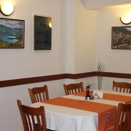 Kris בית הארחה דבין