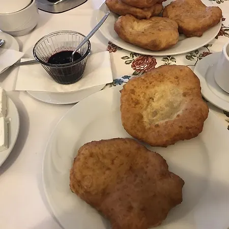 בית הארחה Kris