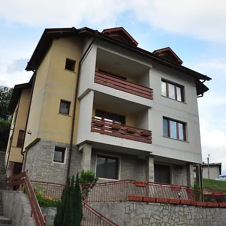 בית הארחה Kris 3*